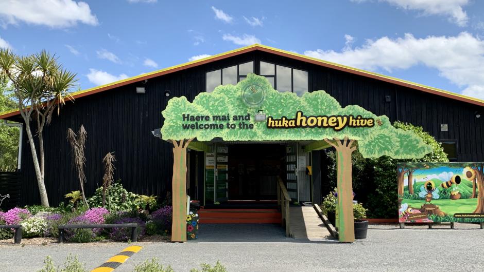 Sample delicious New Zealand honey